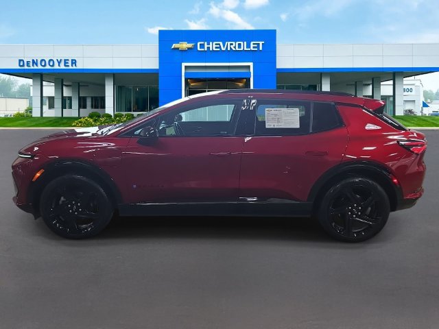 Used 2025 Chevrolet Equinox EV RS AWD/4WD image 10