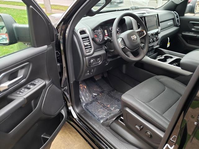 New 2026 RAM 1500 Big Horn w/ Night Edition image 6