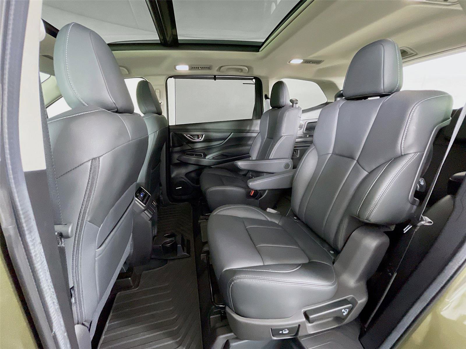 Certified 2025 Subaru Ascent Limited image 29