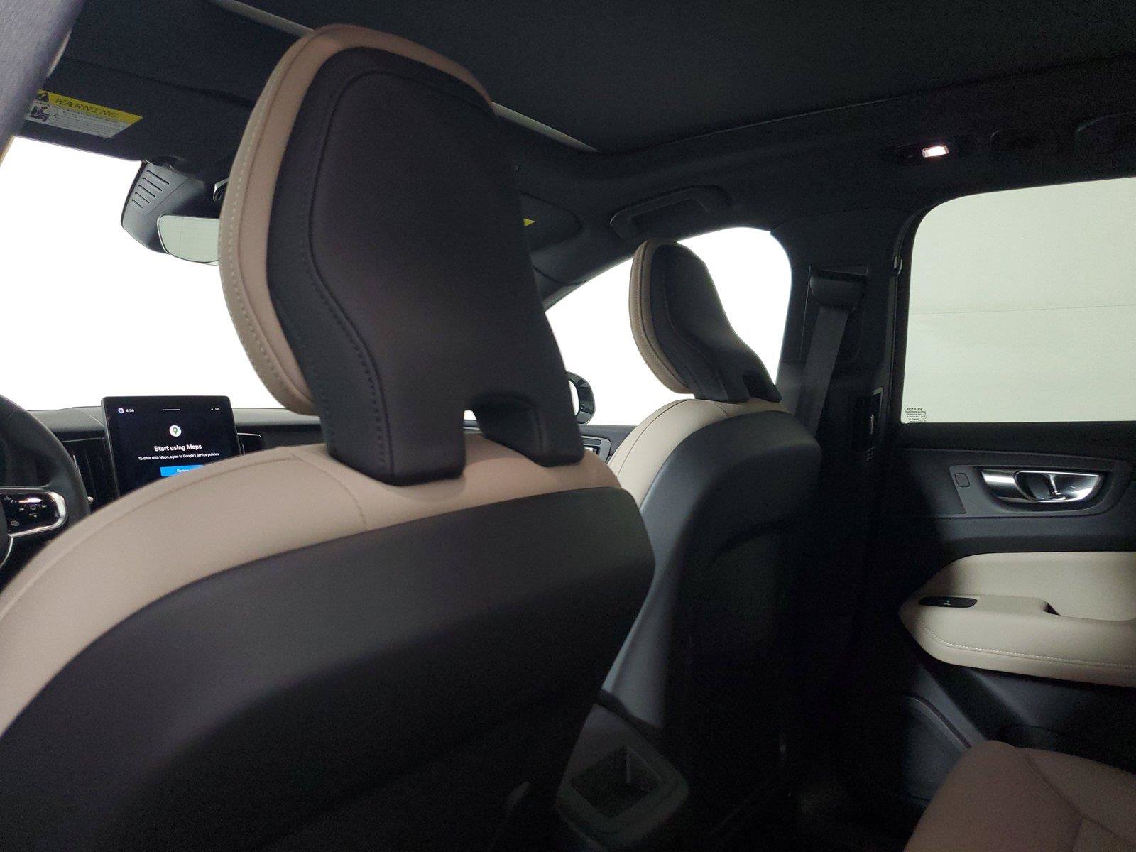 New 2027 Volvo XC60 B5 Core AWD/4WD image 14