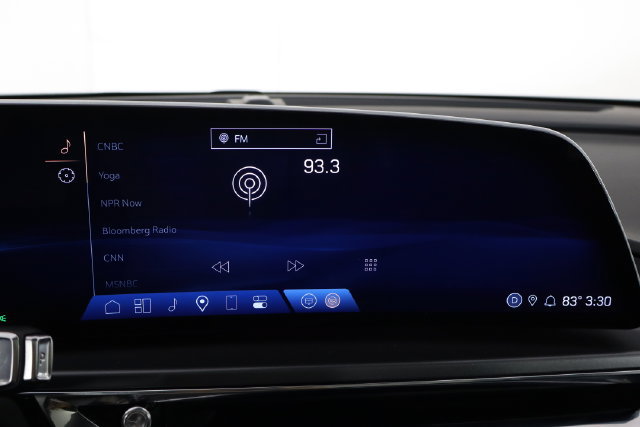 Used 2024 Cadillac Lyriq Tech RWD image 29