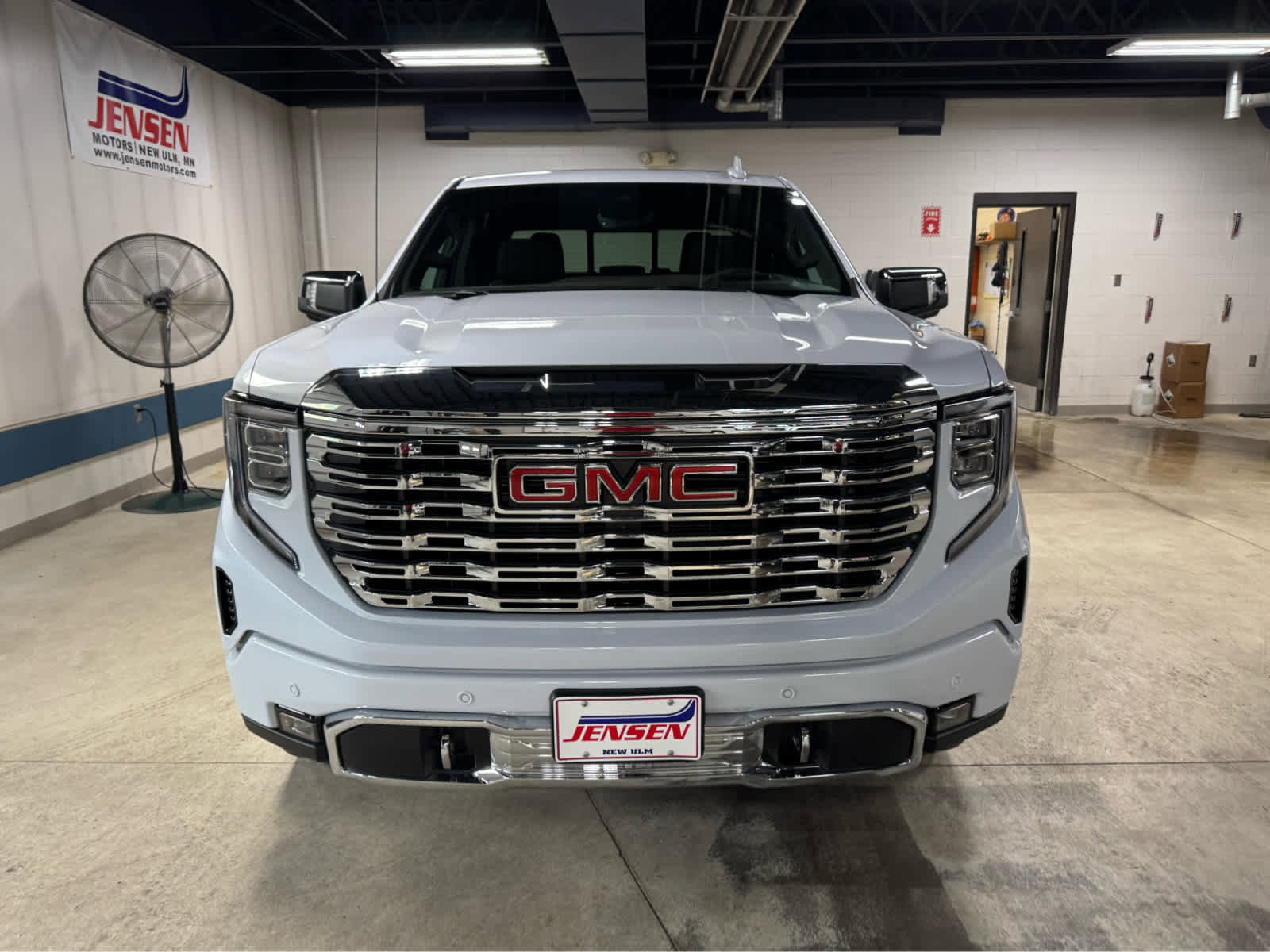 New 2026 GMC Sierra 1500 Denali image 2