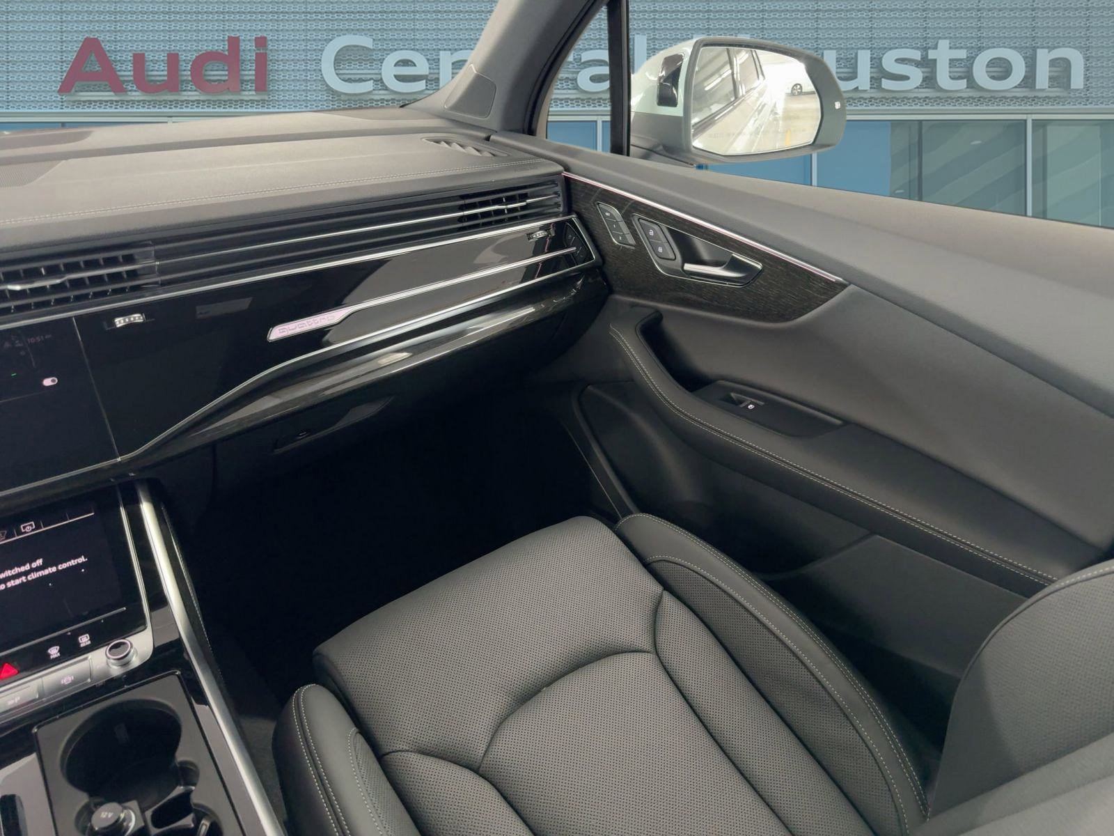 New 2026 Audi Q7 3.0T Prestige image 28