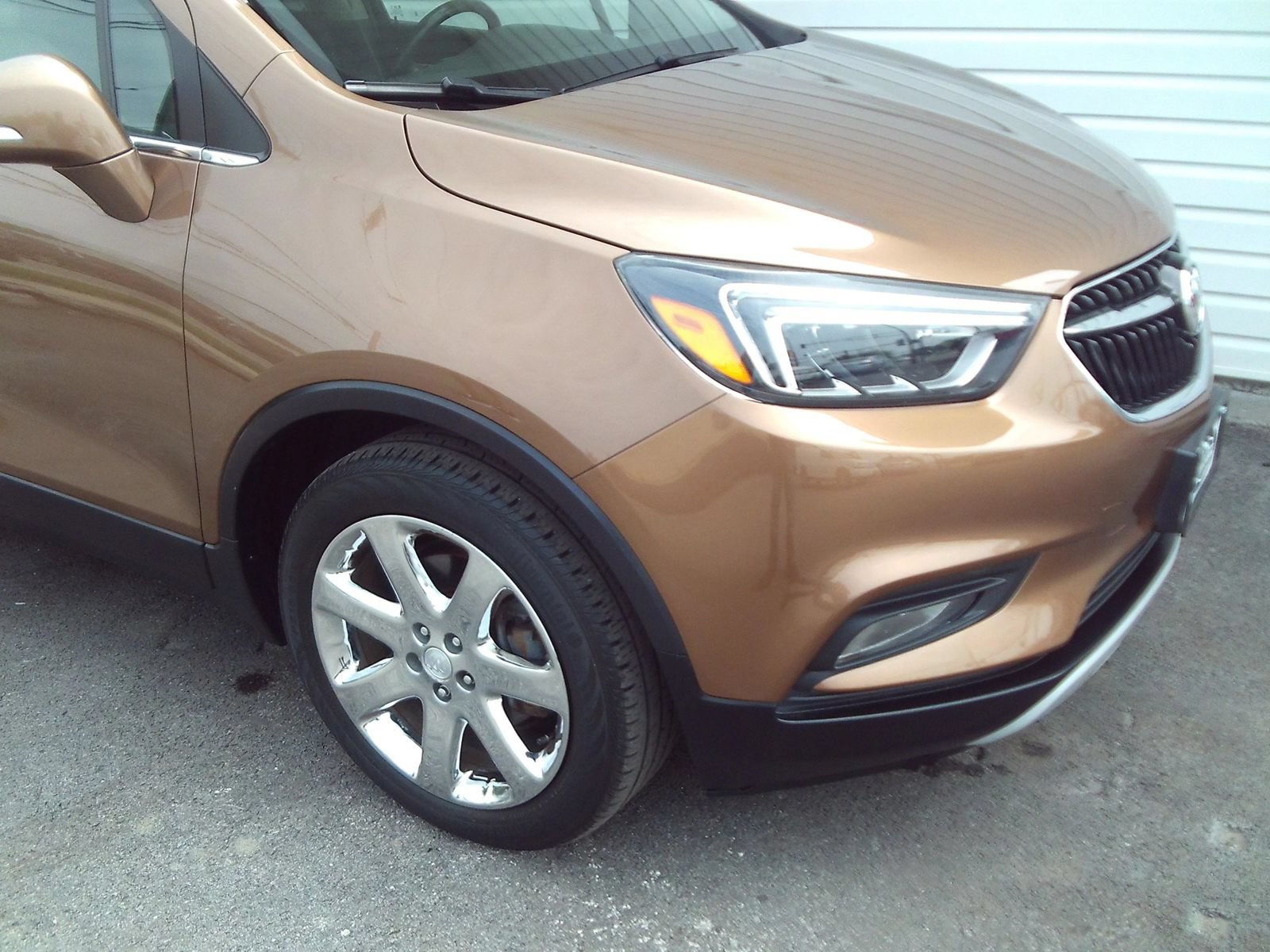 Used 2017 Buick Encore Essence w/ Experience Buick Package FWD image 12