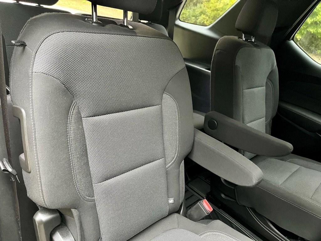 Used 2023 Chevrolet Traverse LT image 17