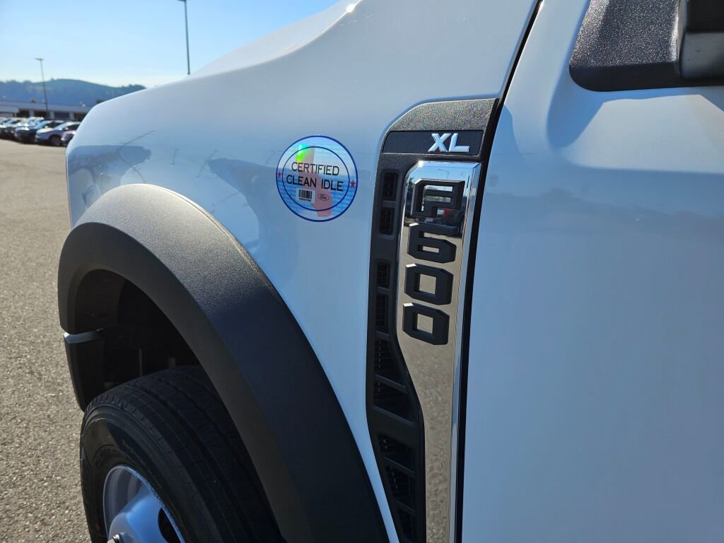 New 2025 Ford F600 2WD Regular Cab Super Duty w/ XL Chrome Package image 7