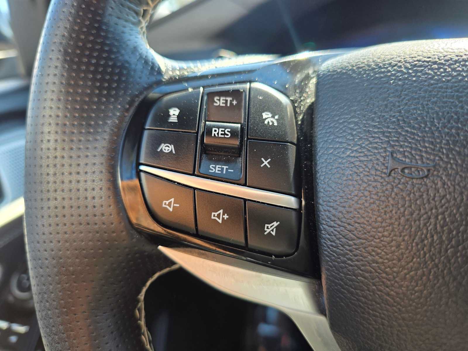 Used 2021 Ford Explorer ST AWD/4WD image 35