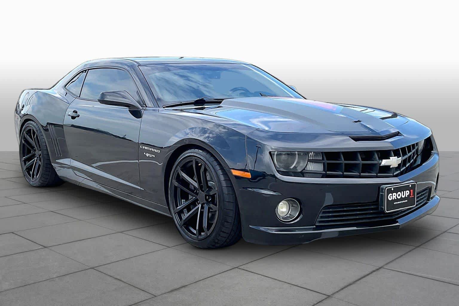 Used 2012 Chevrolet Camaro SS w/ 45th Anniversary Package RWD image 2