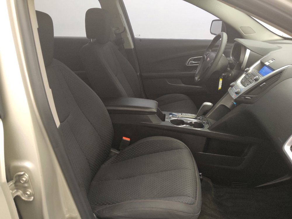 Used 2015 Chevrolet Equinox LS image 21