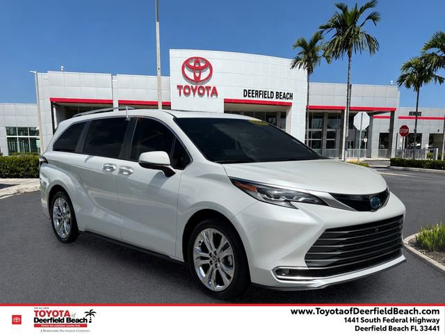 Certified 2022 Toyota Sienna Platinum FWD video 1