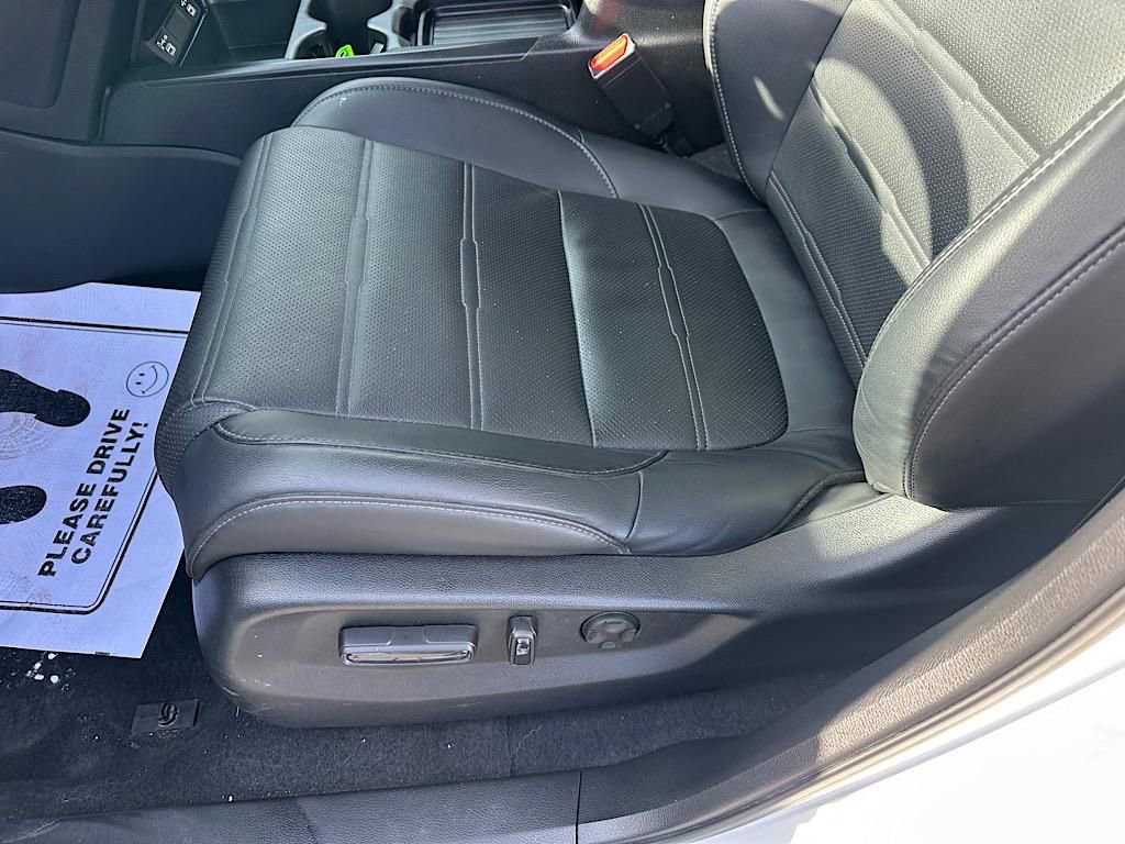 Used 2022 Honda CR-V EX-L image 19