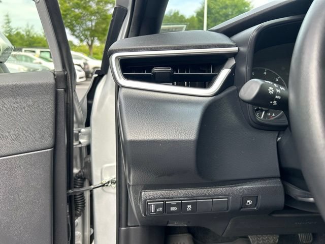 Used 2025 Toyota Corolla SE FWD image 28