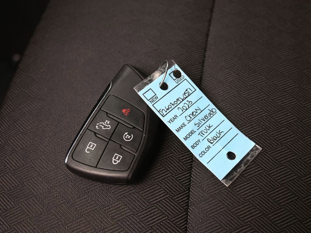 Used 2023 Chevrolet Silverado 1500 LT image 25