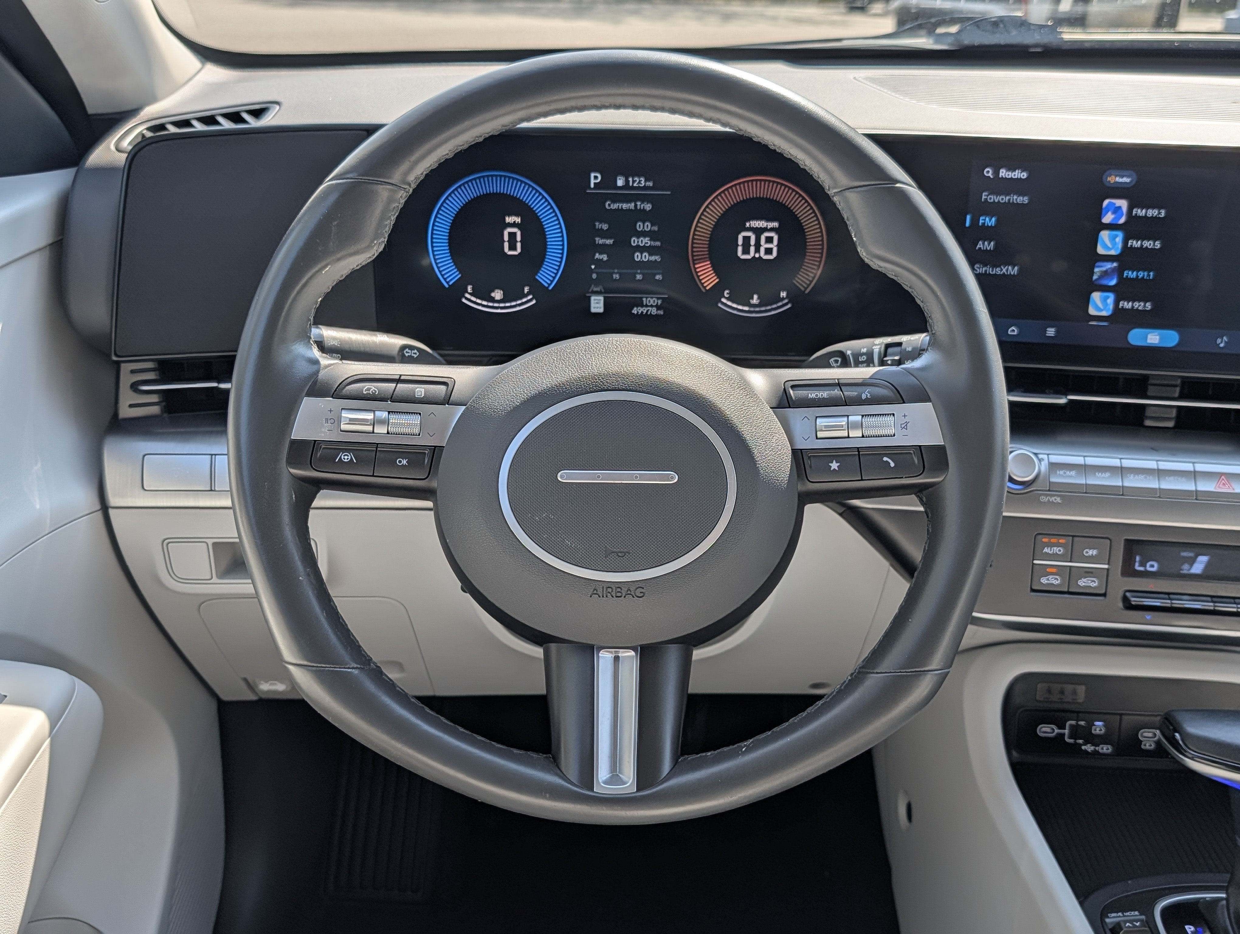 Used 2025 Hyundai Kona SEL AWD/4WD image 19