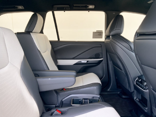 New 2026 Lexus TX 500h AWD w/ Technology Package image 29