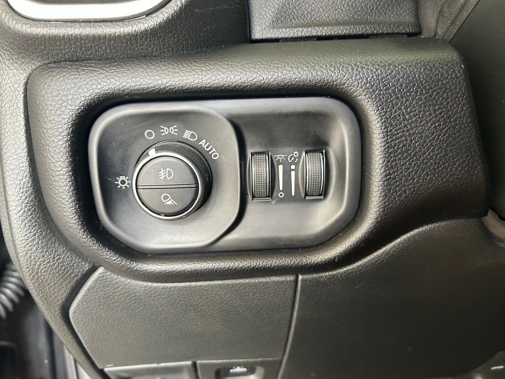 Used 2024 RAM 2500 Laramie w/ Night Edition AWD/4WD image 45