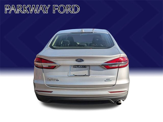 Used 2019 Ford Fusion SE image 6