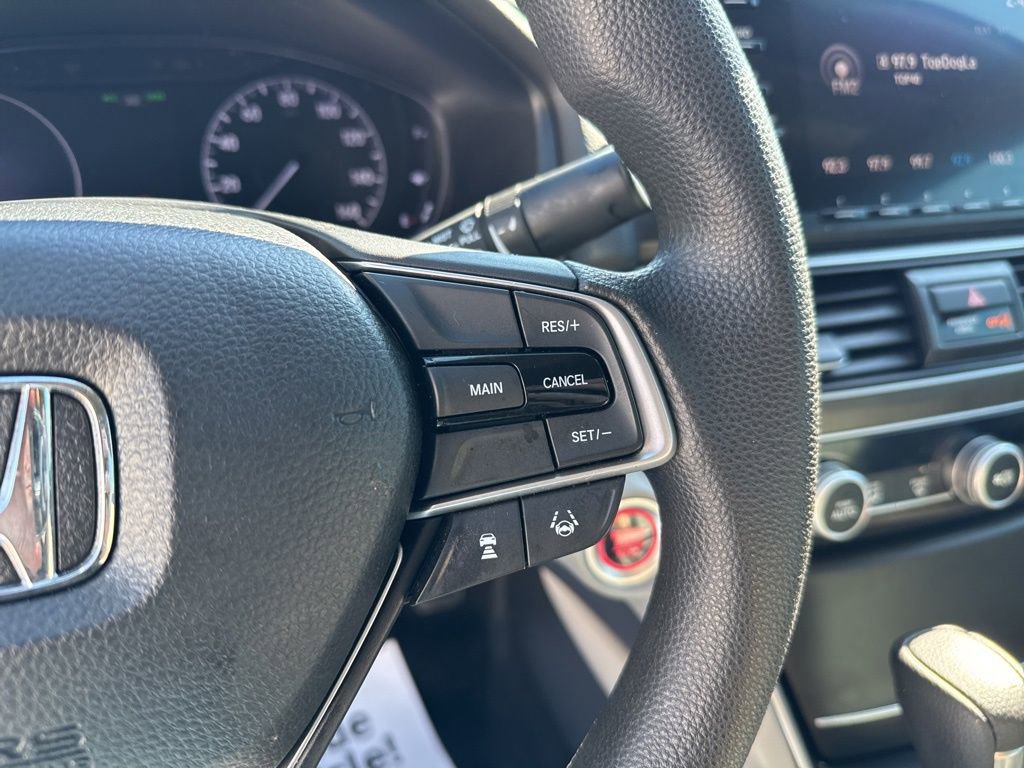 Used 2018 Honda Accord LX image 15