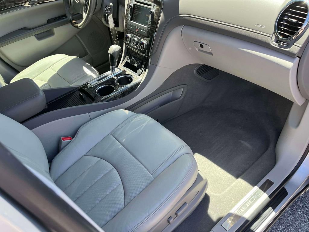 Used 2014 Buick Enclave Leather w/ Trailering Provision Package FWD image 23