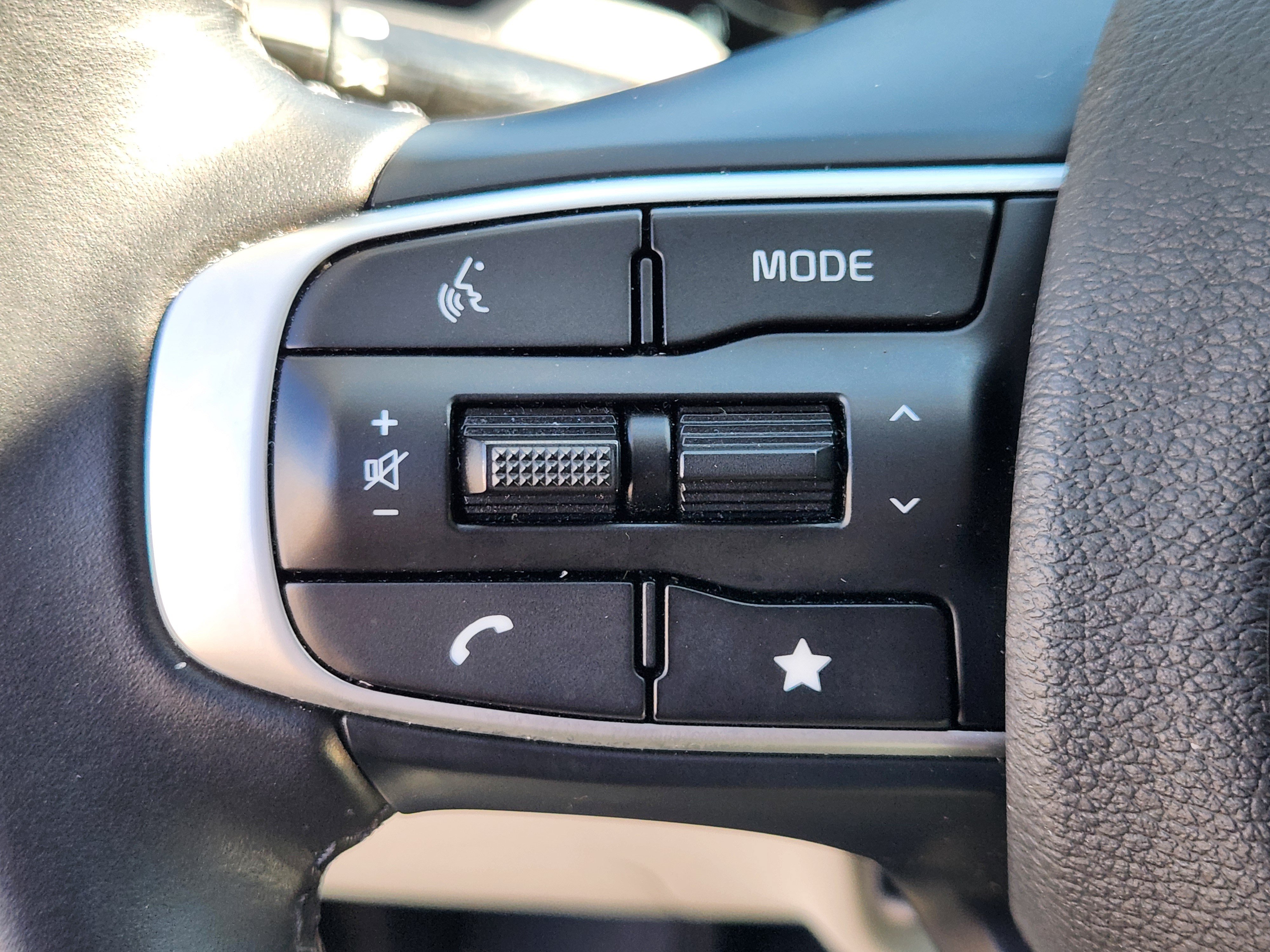 Used 2023 Kia Sportage EX FWD image 24