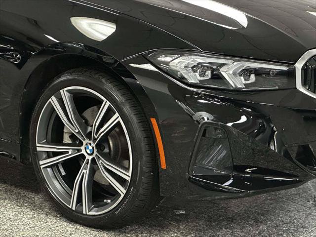 Used 2024 BMW 330i xDrive Sedan w/ Premium Package AWD/4WD image 9