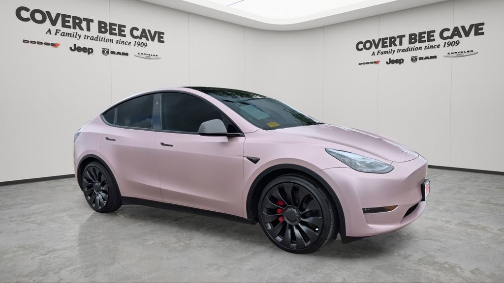Used 2025 Tesla Model Y Performance image 1