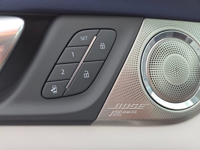 New 2026 Buick Enclave Avenir w/ Super Cruise Package FWD image 12