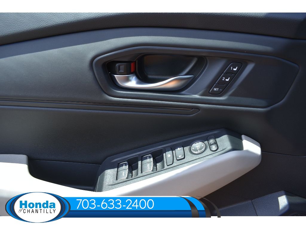 New 2026 Honda Accord Hybrid EX-L image 24