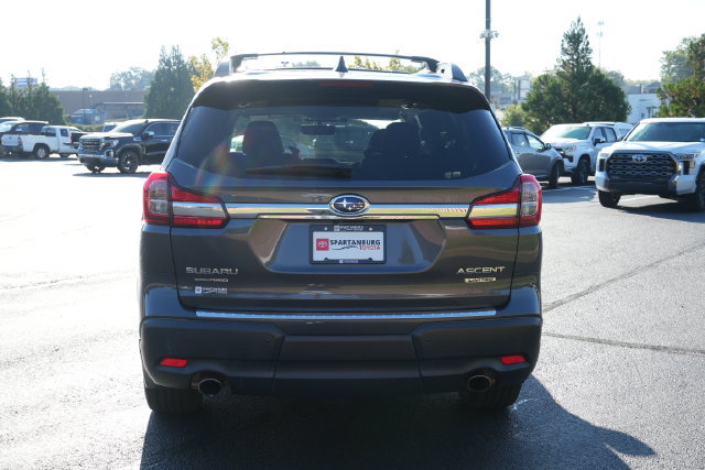 Used 2020 Subaru Ascent Limited w/ Technology Package AWD/4WD image 6