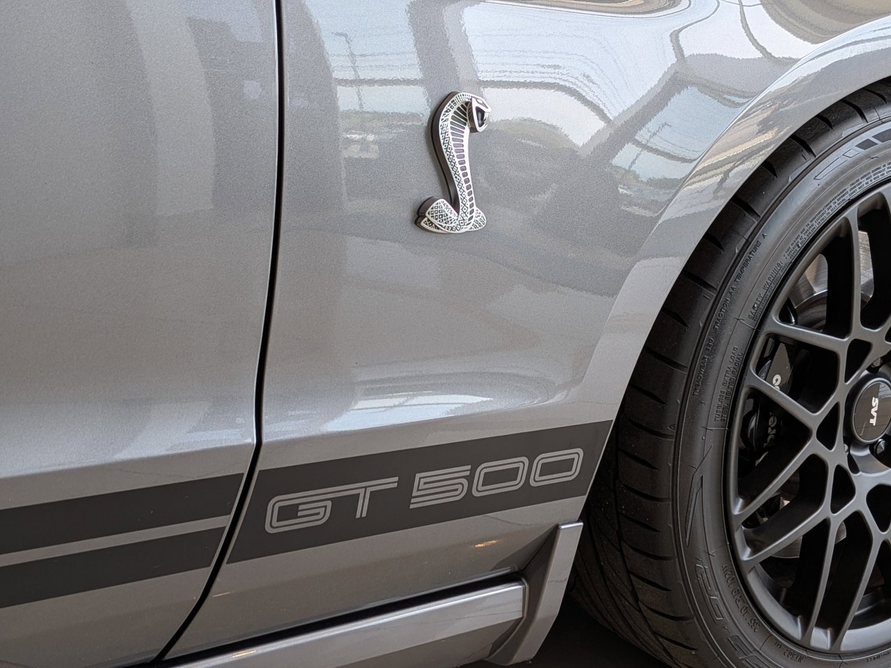 Used 2013 Ford Mustang Shelby GT500 RWD image 12
