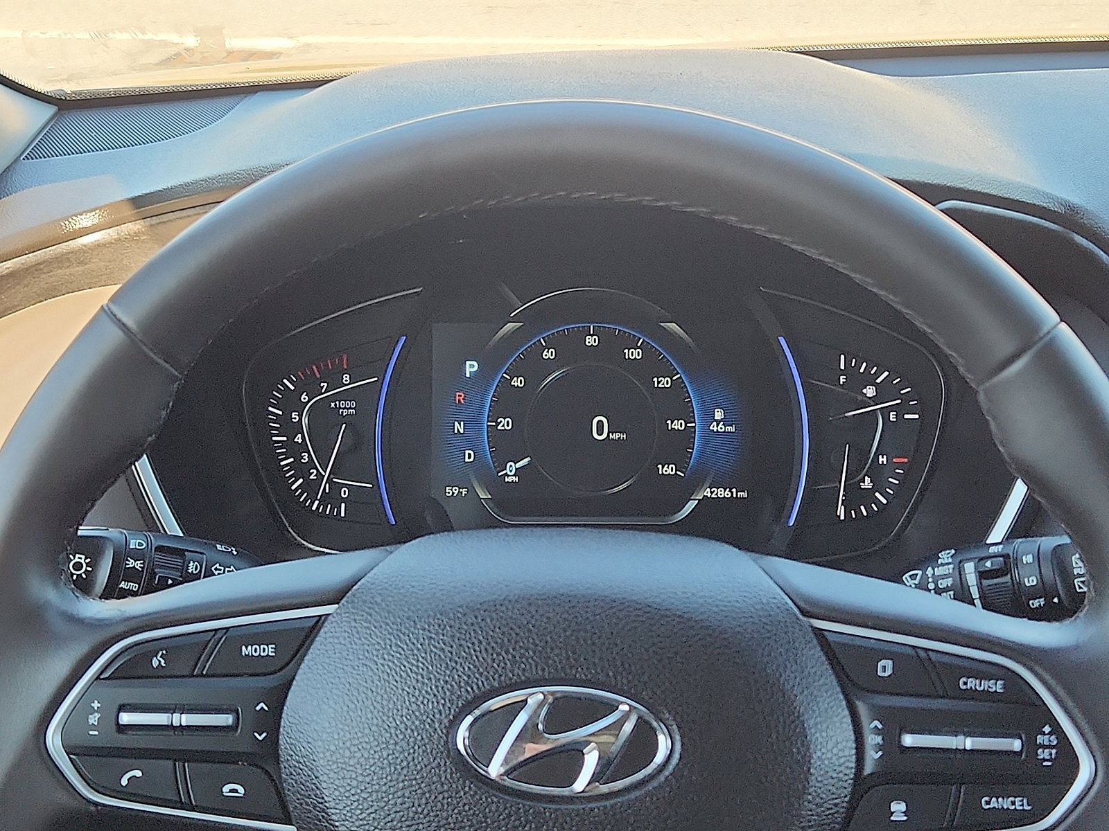 Used 2020 Hyundai Santa Fe SEL w/ Convenience Package image 14