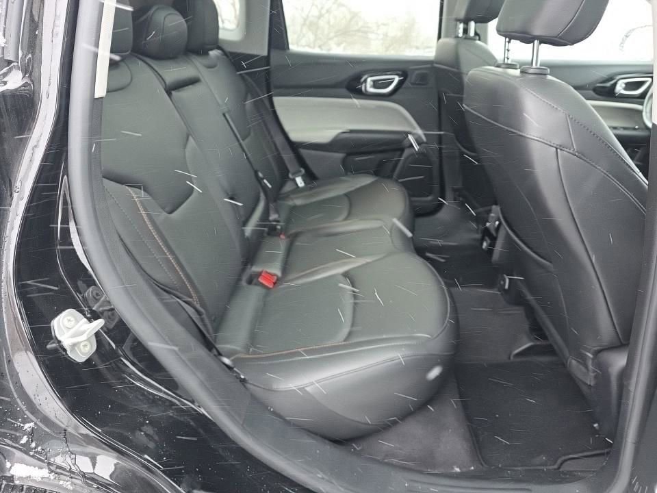 Used 2022 Jeep Compass Limited w/ Sun and Sound Group image 15