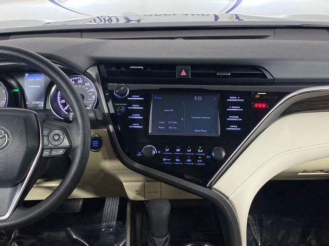 Used 2018 Toyota Camry LE w/ Convenience Package FWD image 13