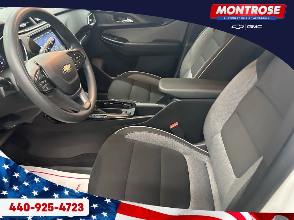 Used 2023 Chevrolet TrailBlazer LT w/ Convenience Package image 11