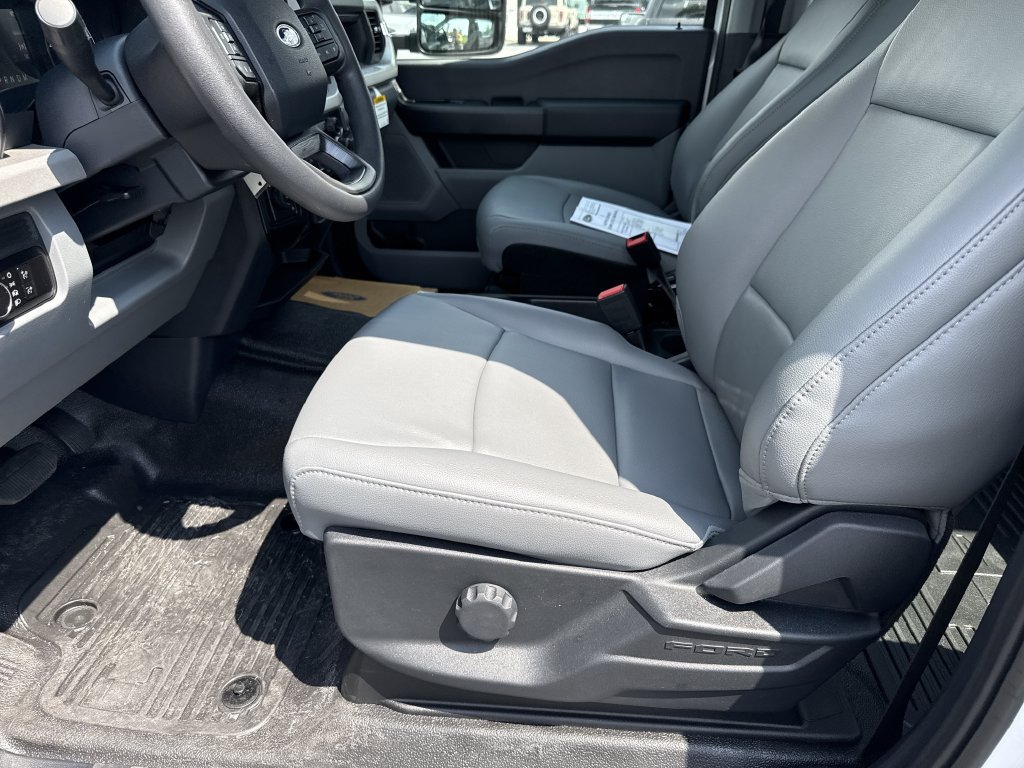 New 2026 Ford F350 XL AWD/4WD image 8