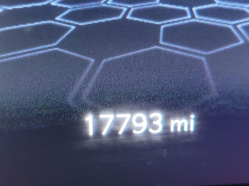 Used 2022 Jeep Compass Limited image 41