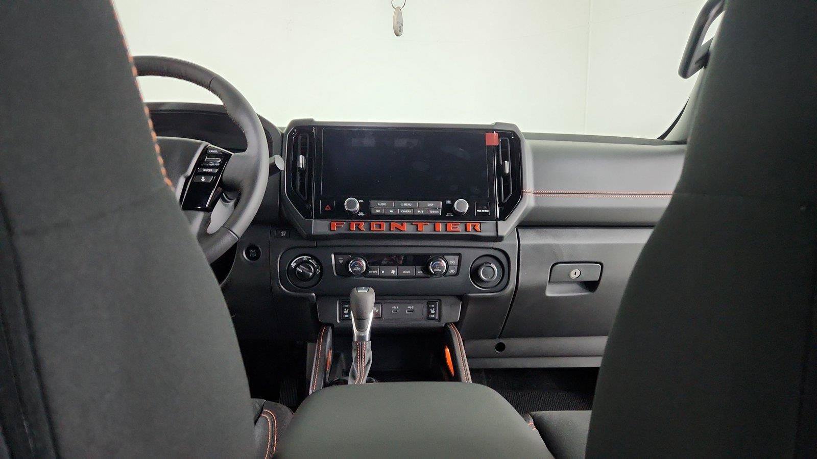 Certified 2026 Nissan Frontier PRO-4X w/ Tow Package AWD/4WD image 21
