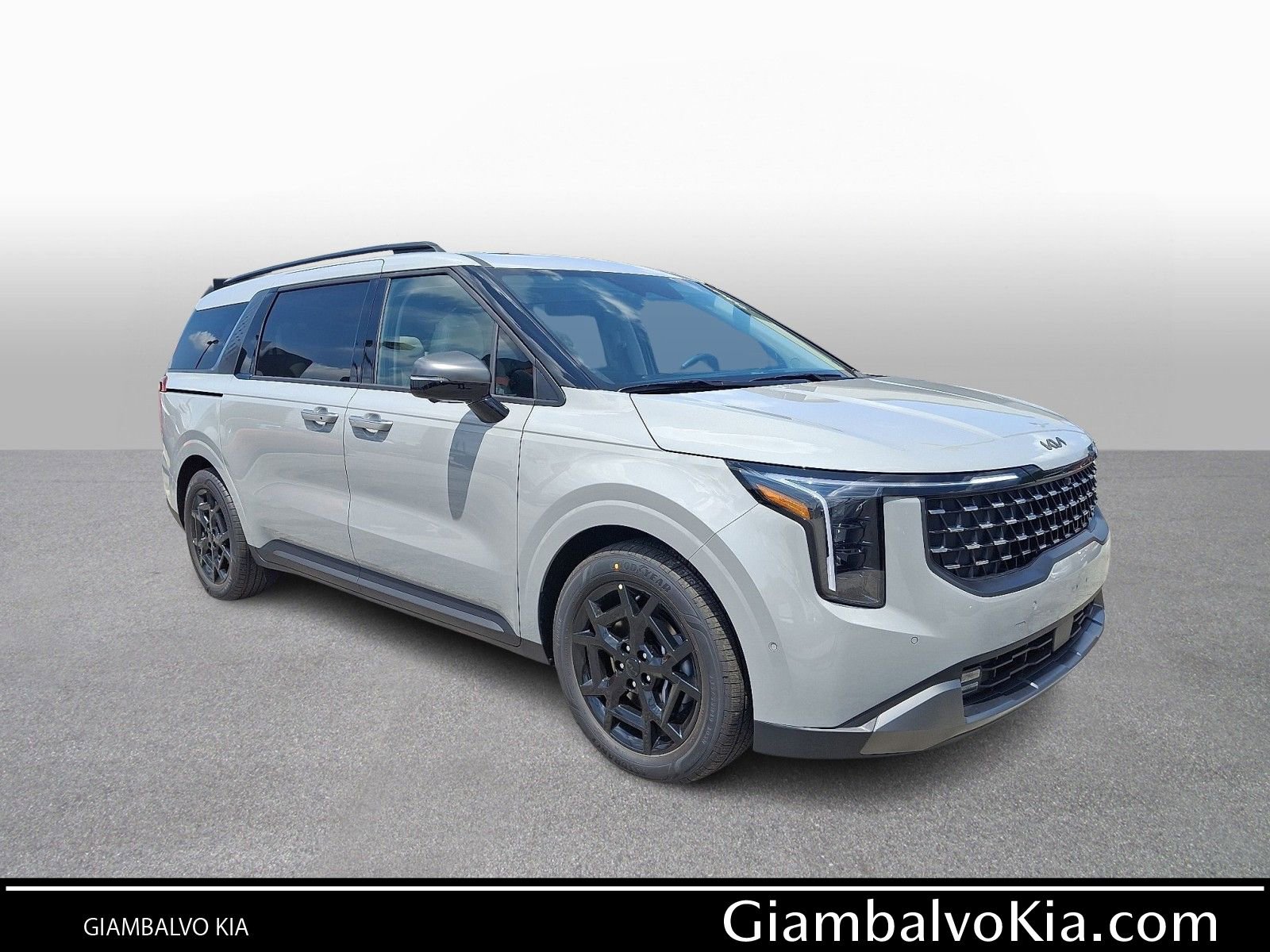 New 2026 Kia Carnival SX w/ SX Dark Edition Package