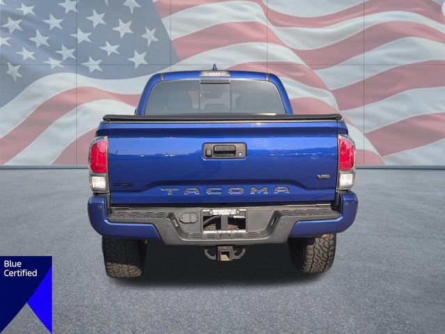 Used 2022 Toyota Tacoma TRD Sport w/ TRD Premium Sport Package AWD/4WD image 4