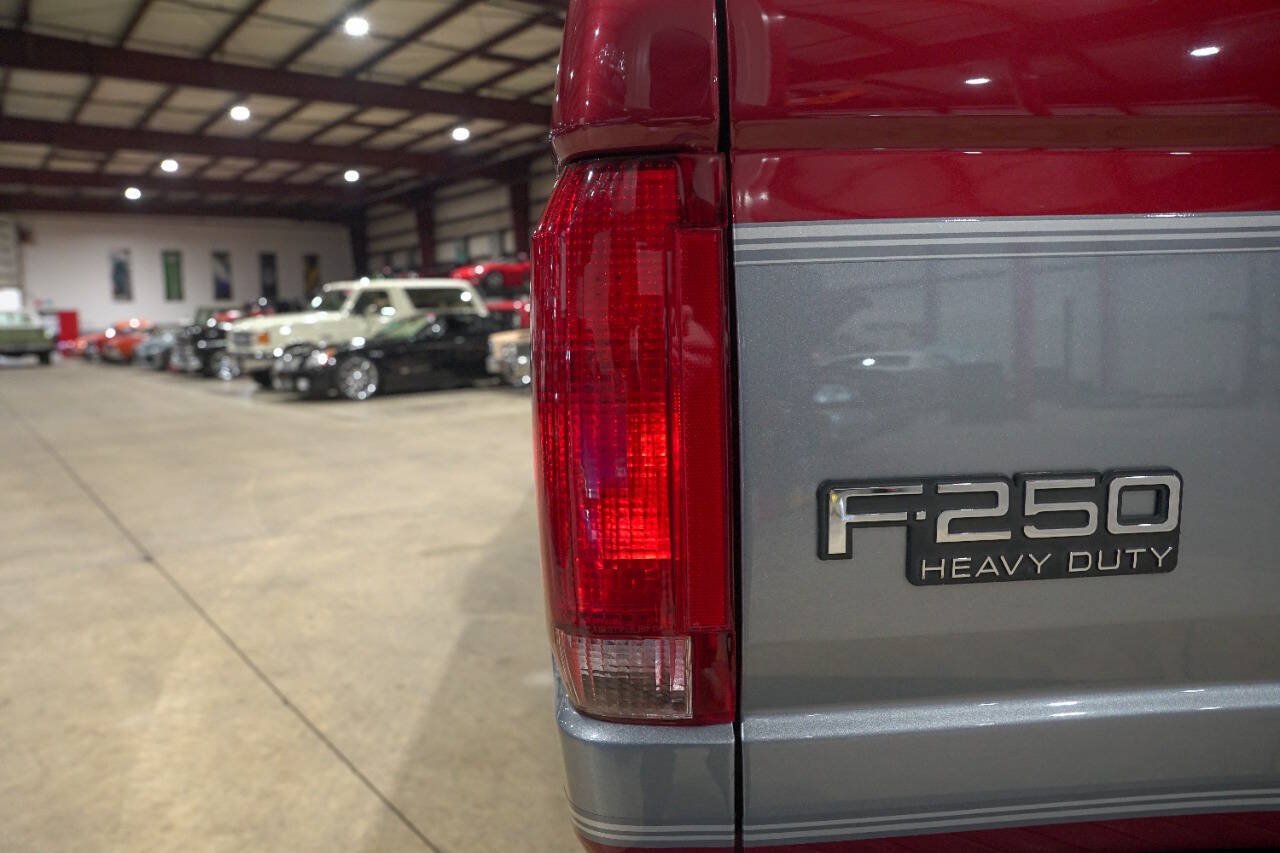 Used 1997 Ford F250 2WD Regular Cab Heavy Duty image 30
