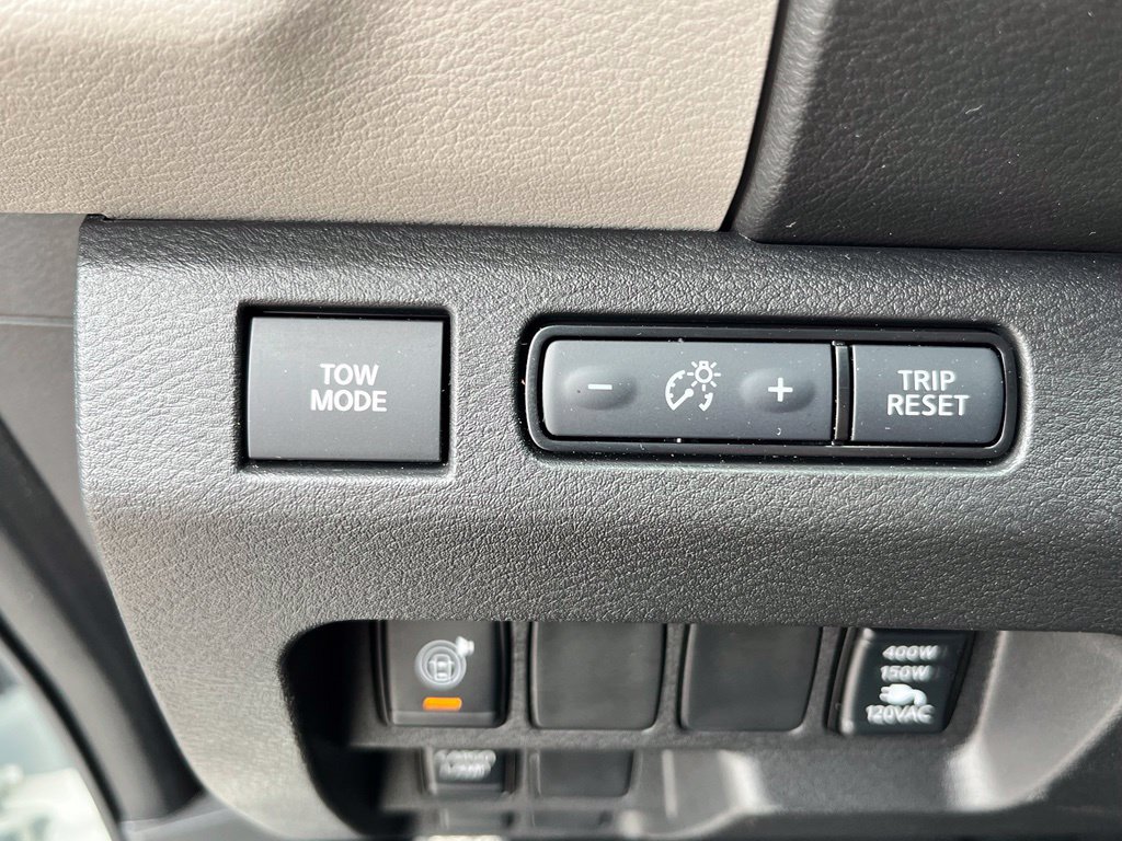 Used 2025 Nissan Frontier SV w/ SV Convenience Package RWD image 28