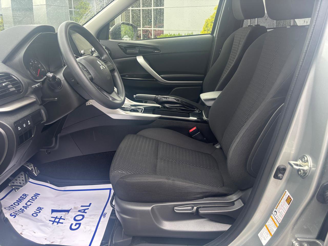 Used 2023 Mitsubishi Eclipse Cross LE AWD/4WD image 9