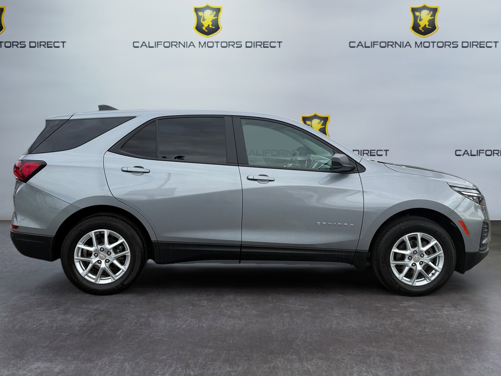 Used 2024 Chevrolet Equinox LS w/ LS Convenience Package FWD image 6
