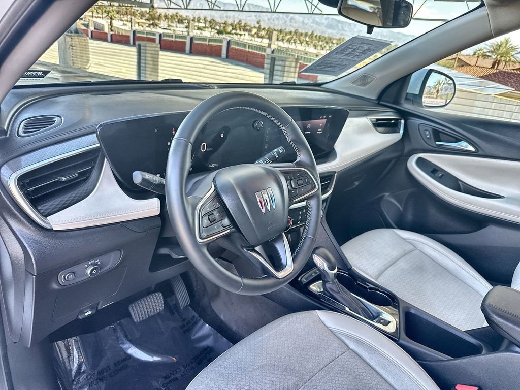 Used 2024 Buick Encore GX Preferred w/ Comfort Package image 2