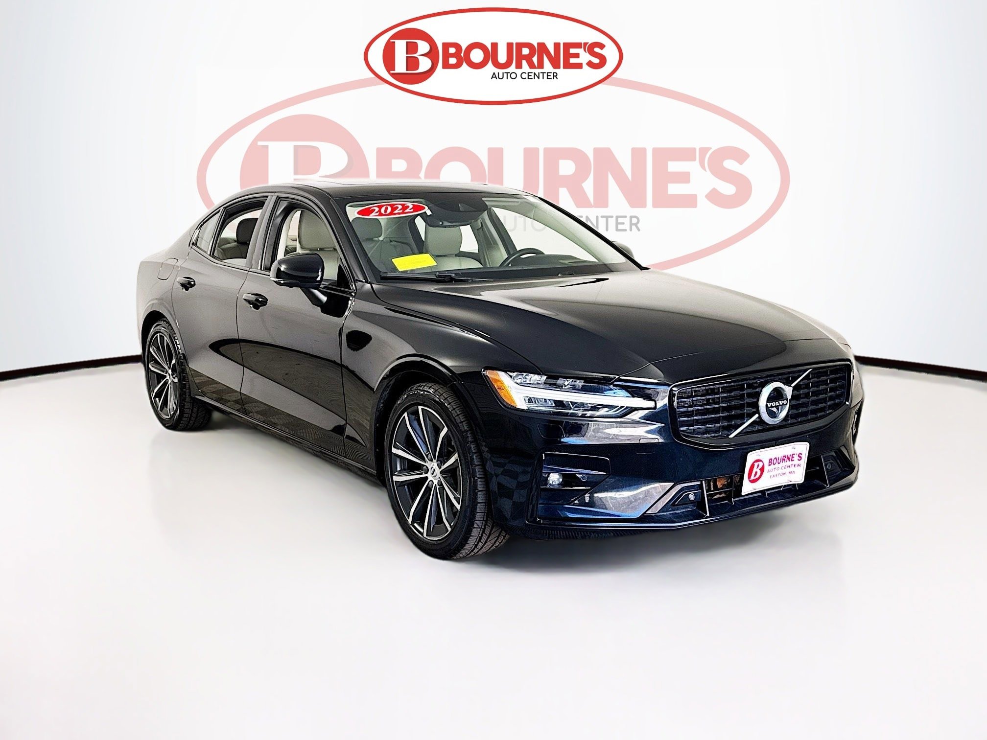 Used 2022 Volvo S60 B5 Momentum