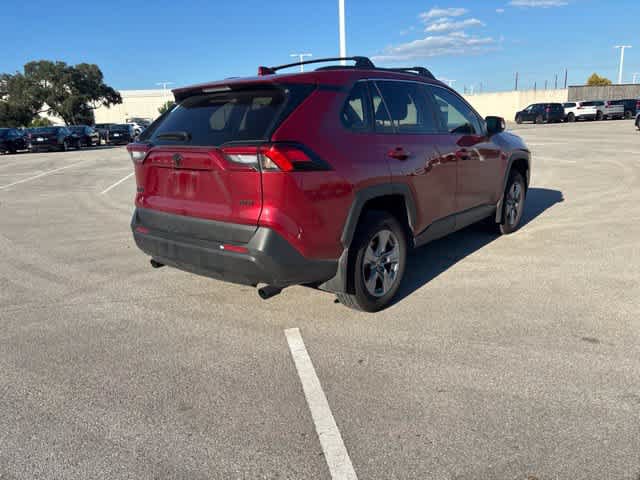 Used 2025 Toyota RAV4 XLE FWD image 5