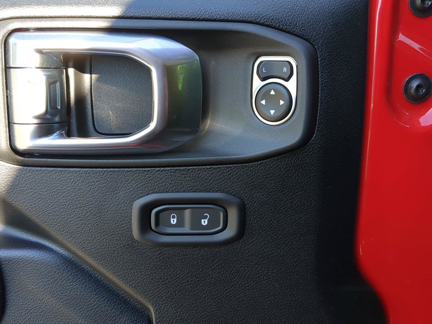 Used 2023 Jeep Wrangler Unlimited Sport AWD/4WD image 12