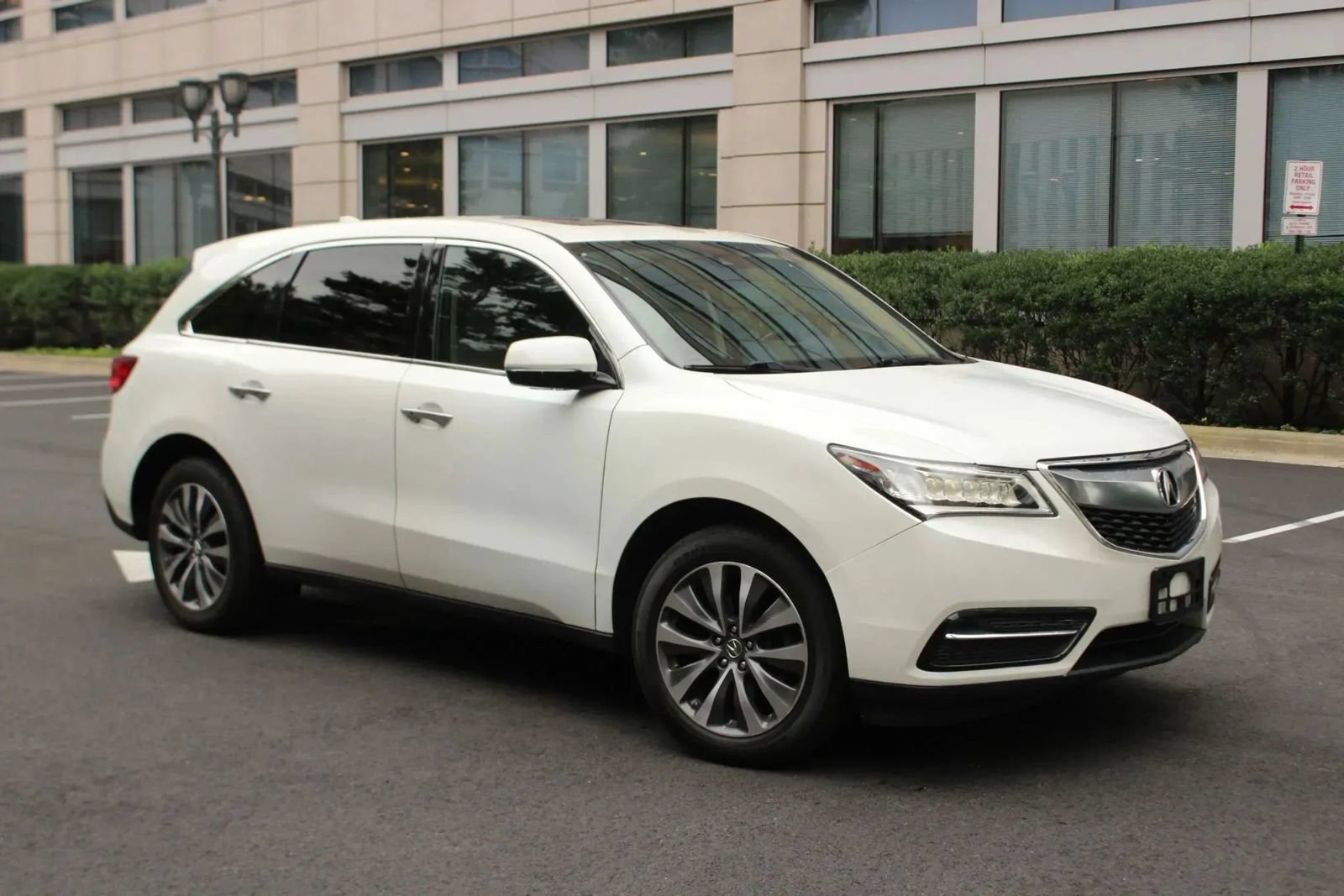 Used 2016 Acura MDX SH-AWD w/ Technology Package image 1