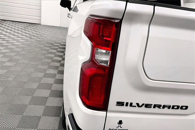 Used 2023 Chevrolet Silverado 1500 High Country w/ High Country Premium Package image 34