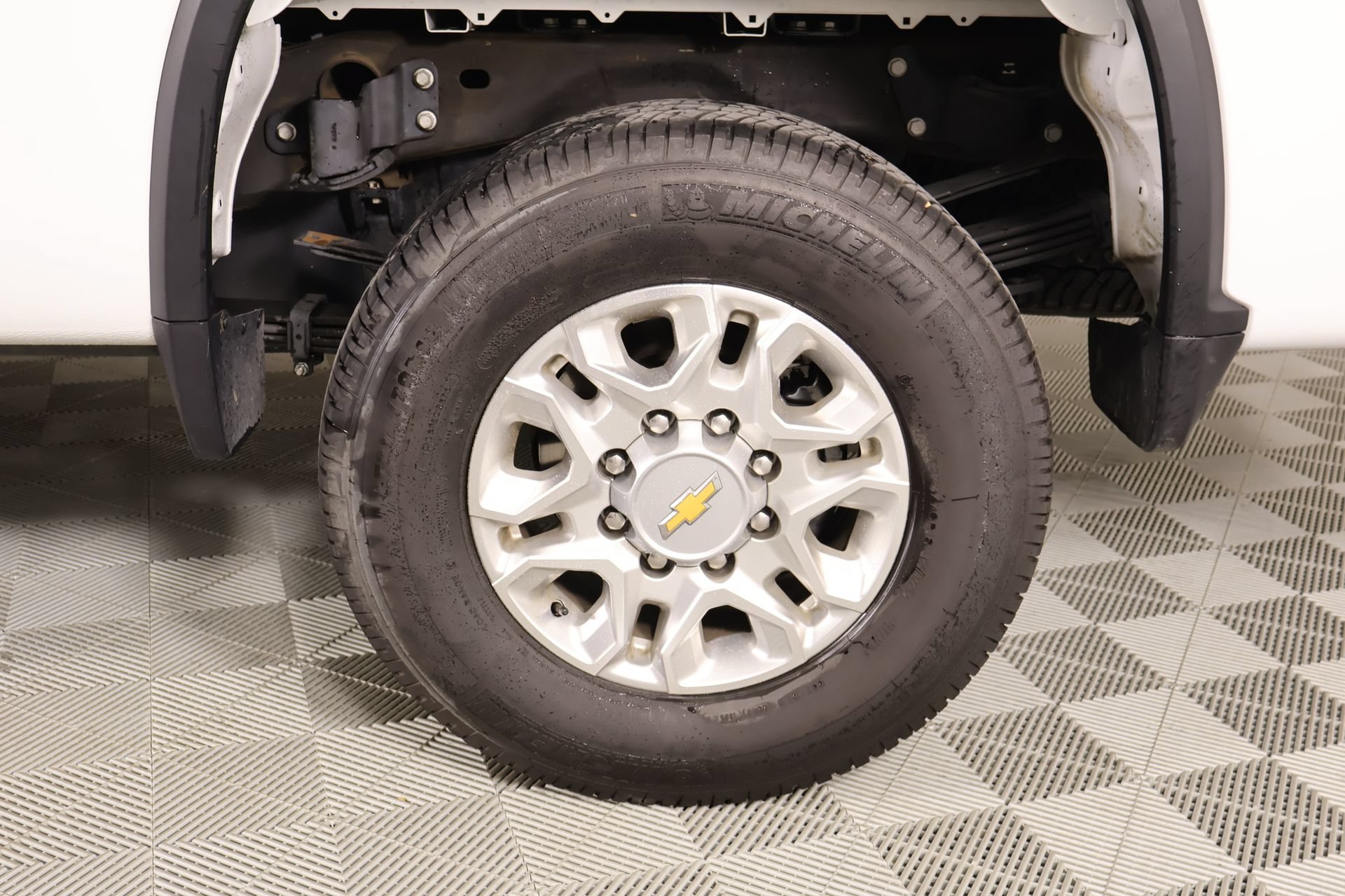 Used 2025 Chevrolet Silverado 3500 LT w/ Safety Package AWD/4WD image 19